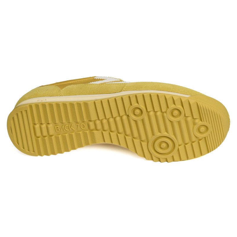 JOGGER NYLON MEN Jaune, Baskets running Back 70