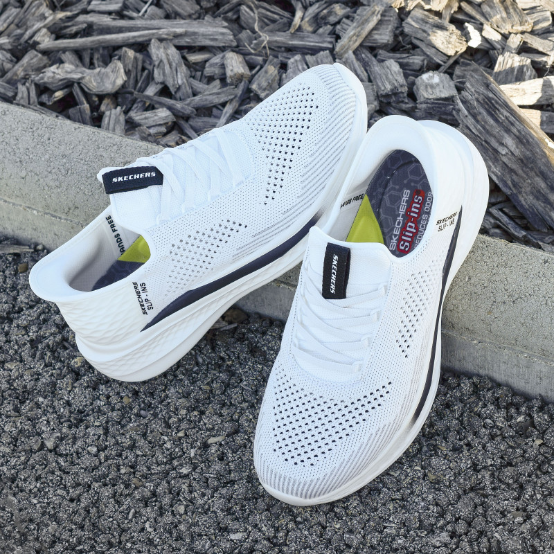 SLADE QUINTO Blanc, Slip-On Skechers