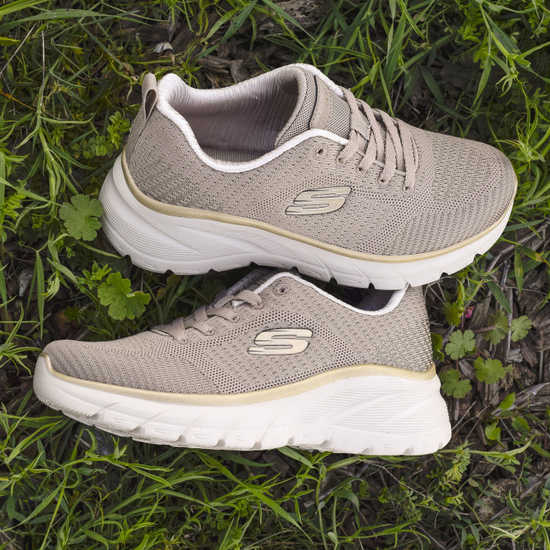 FASHION FIT Taupe Or, Baskets running Skechers