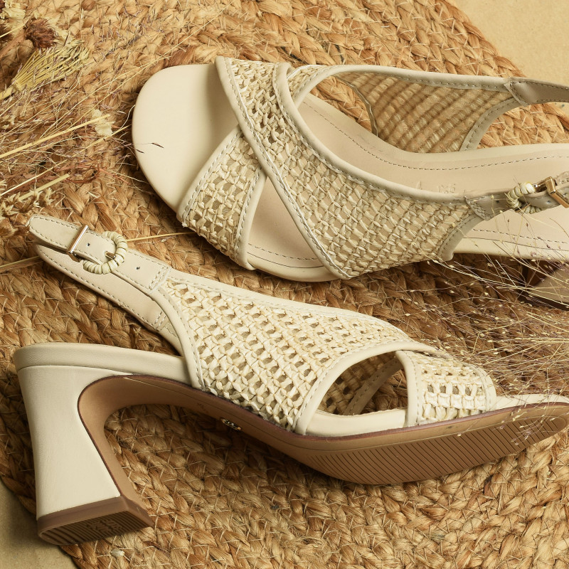 28315 Ivoire, Nu-Pieds à talon Tamaris