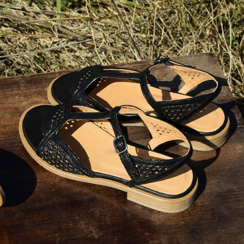 IDALIA Noir, Sandales plates Minka