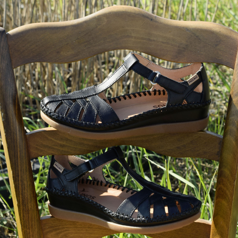 CADAQUES 0705 Noir, Salomés Pikolinos