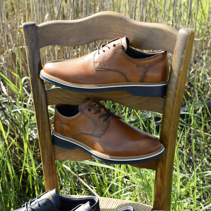 CARLET 4311 Camel, Chaussures de Ville Pikolinos