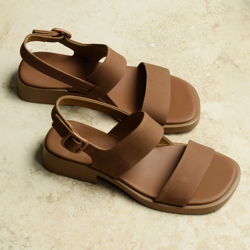 DANA K201486 Camel, Sandales plates Camper