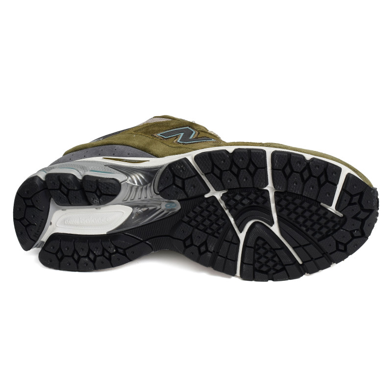 U2002 Kaki, Baskets Mode New Balance