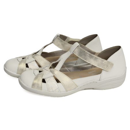 R7601 Ecru, Salomés Remonte