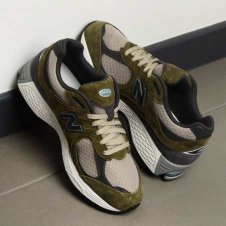 U2002 Kaki, Baskets Mode New Balance