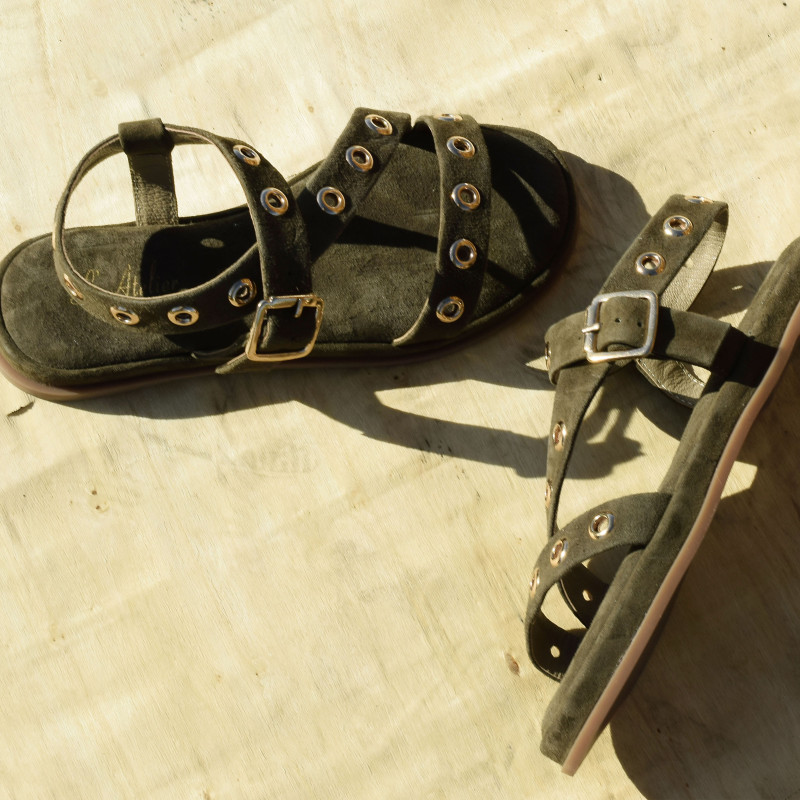 SH2312 Kaki, Sandales plates Atelier Tropézien