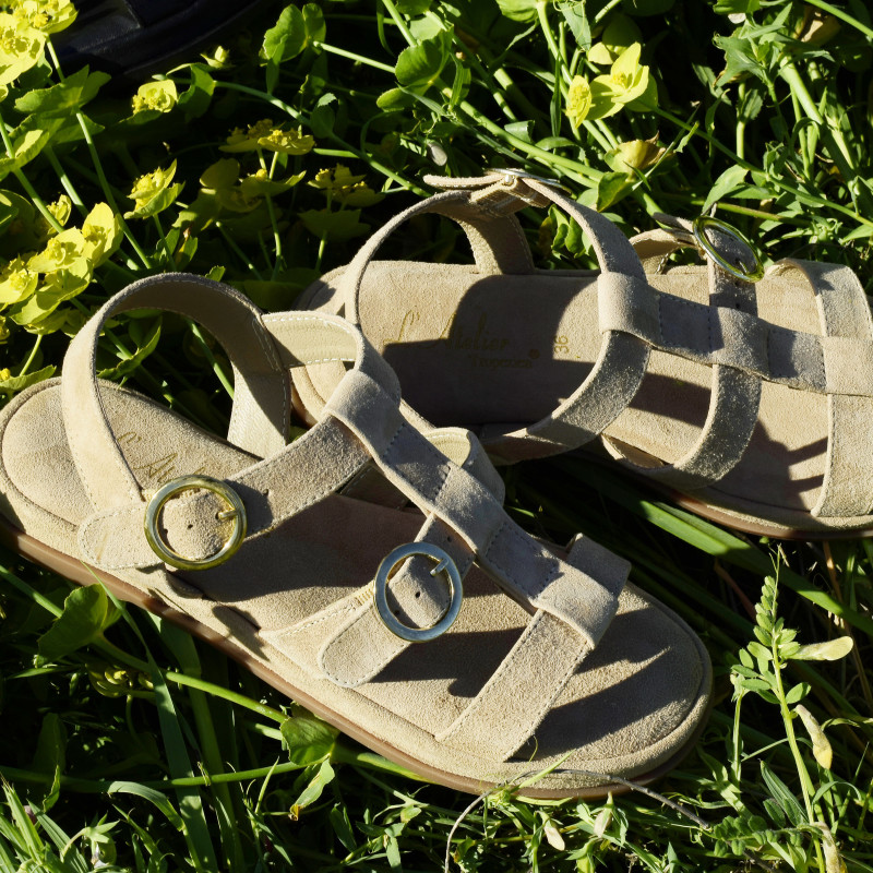 SH3312 Beige, Sandales plates Atelier Tropézien