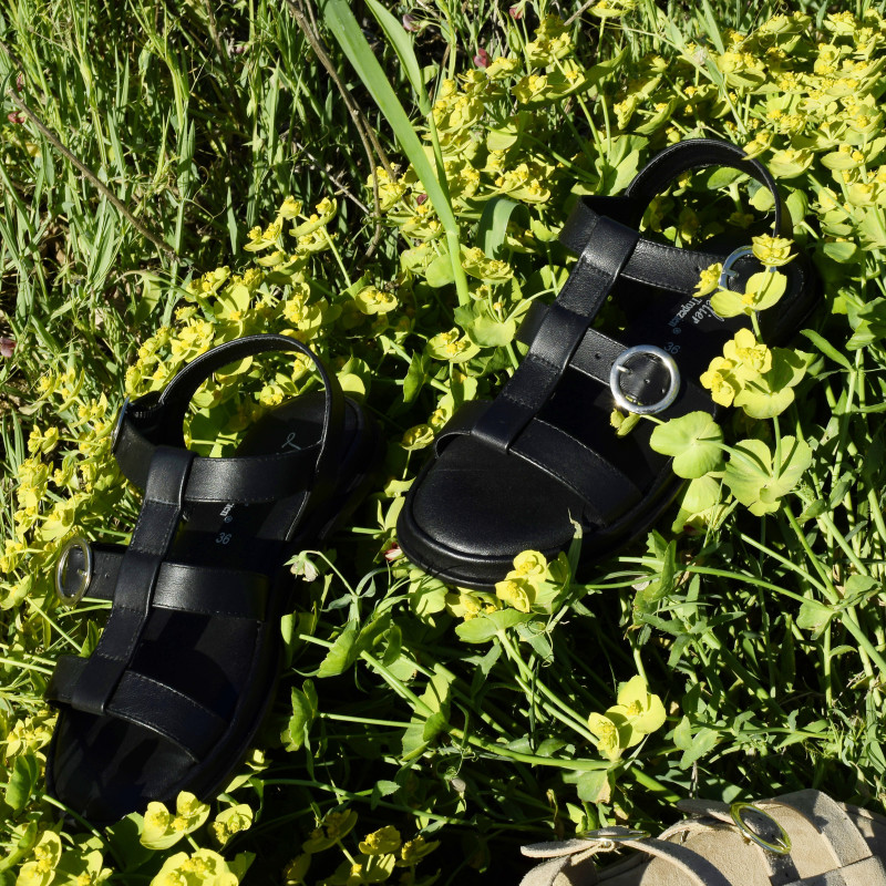 SH3312 Noir, Sandales plates Atelier Tropézien