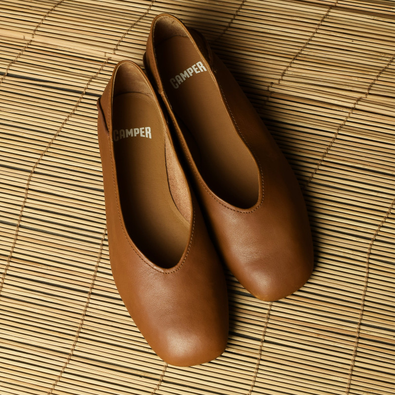CASI MYRA K201253 Camel, Ballerines Camper
