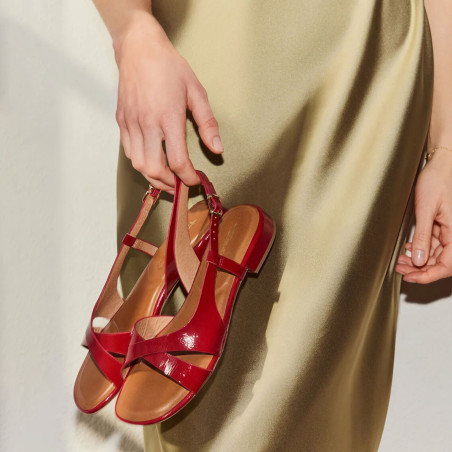 28123 Verni Rouge, Sandales plates Tamaris