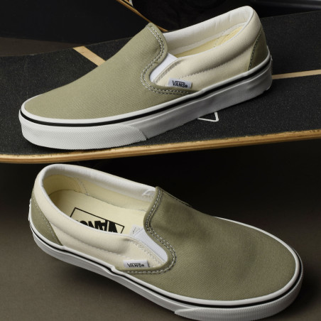 CLASSIC SLIPON Kaki Beige, Slip-On Vans