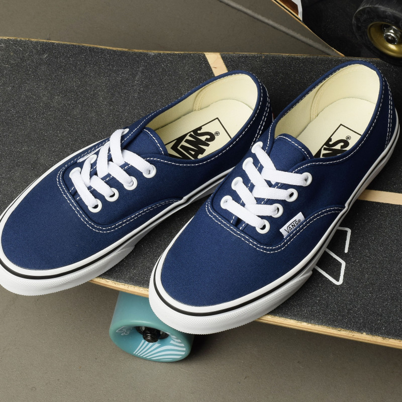 U AUTHENTIC Marine, Chaussures basses Vans