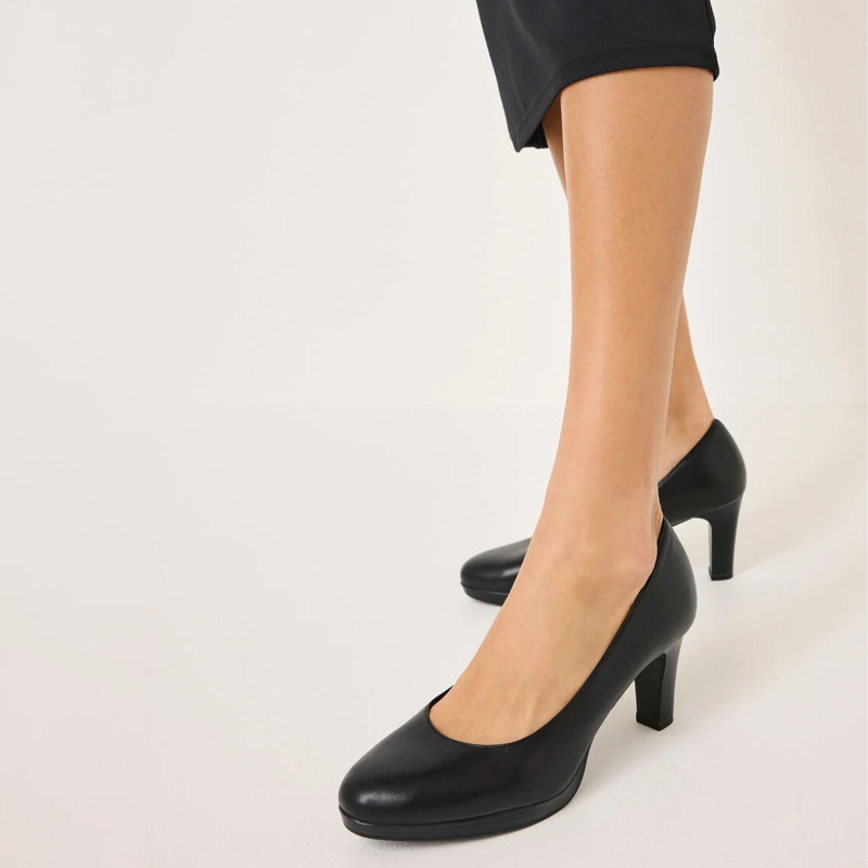 22410 Noir, Escarpins à bout arrondi Tamaris