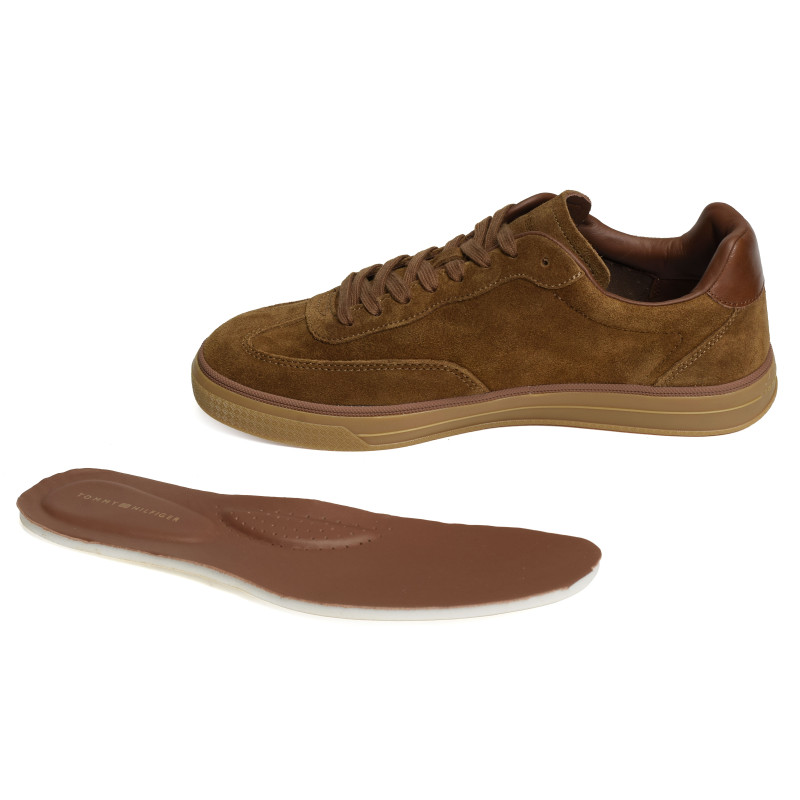 TH LO LUX SUEDE SNEAKER 5997 Camel, Sneakers basses Tommy Hilfiger