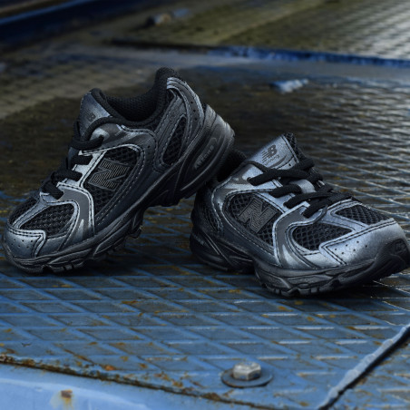 IZ530 Noir Noir, Baskets running New Balance