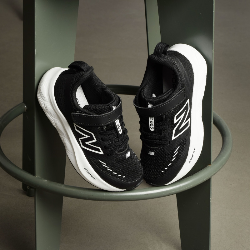 PT625 Noir Blanc, Baskets running New Balance