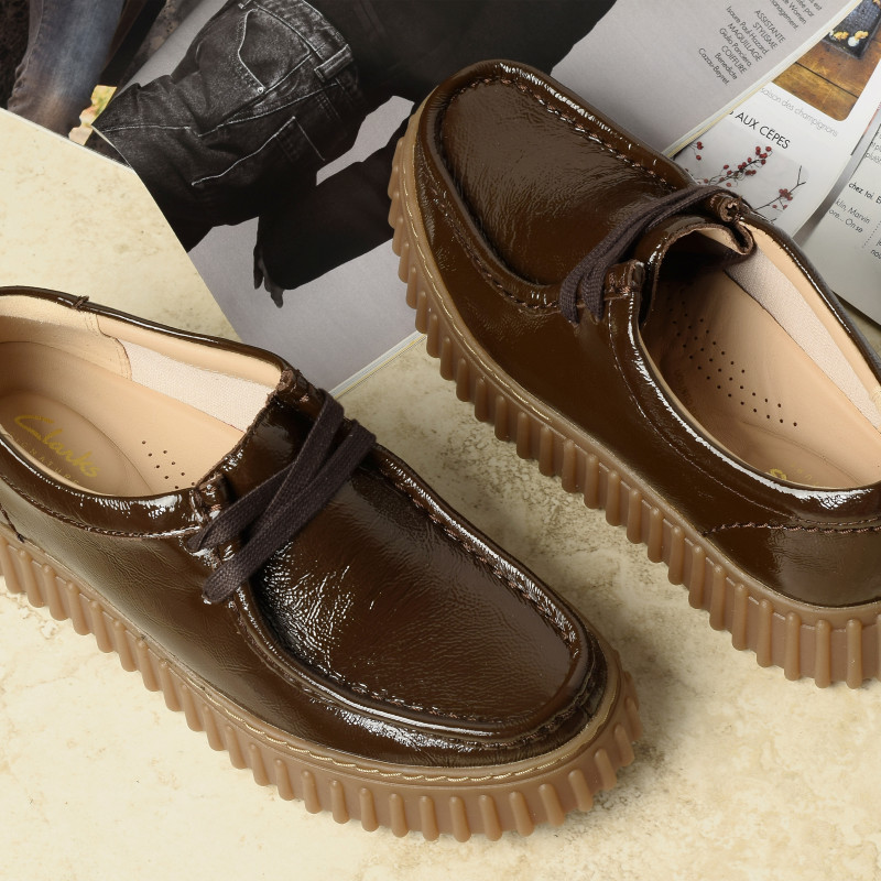 TORHILL BEE Verni Marron, Richelieus Clarks