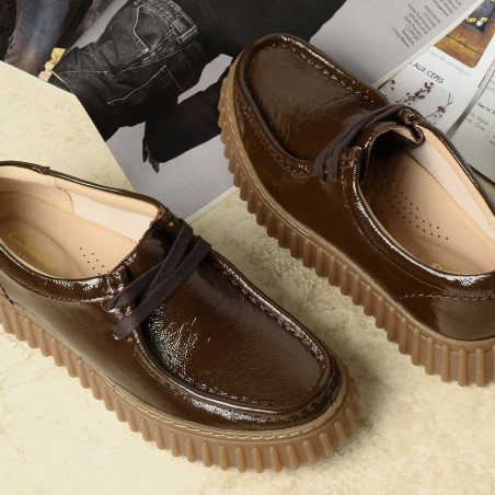 TORHILL BEE Verni Marron, Richelieus Clarks