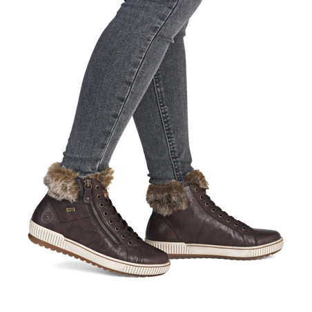 D0780 Chocolat, Boots Remonte