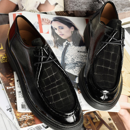 CV6407 Verni Noir, Richelieus Rock & Rose