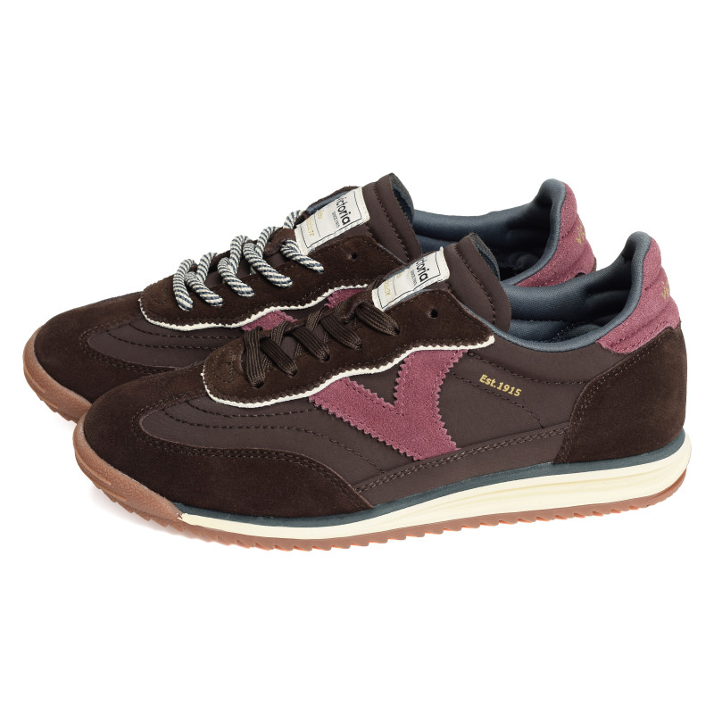 1158113 Marron Rose, Baskets running Victoria