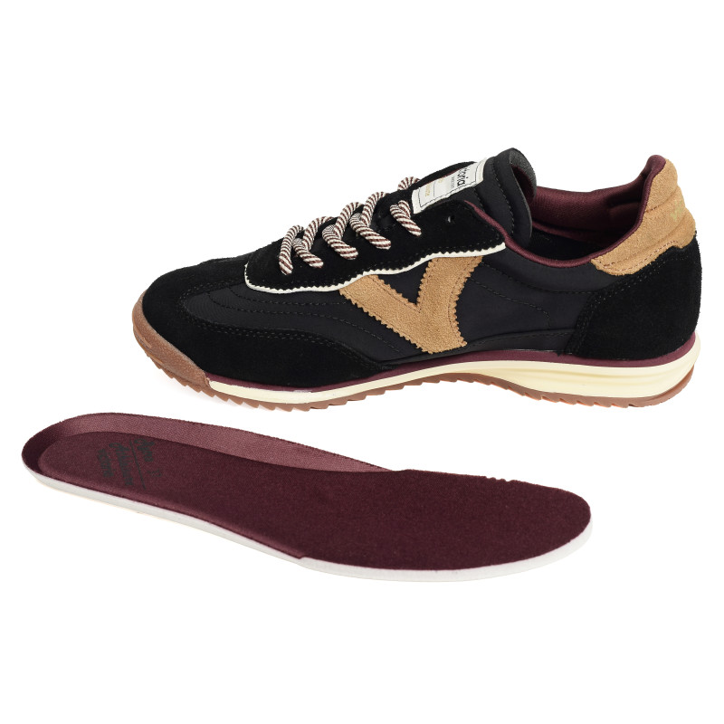 1158113 Noir, Baskets running Victoria