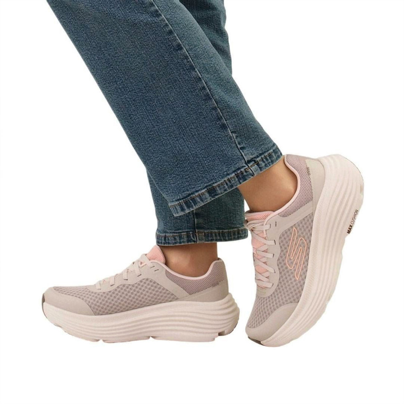 MAX CUSHIONING ENDEAVOUR Beige, Baskets running Skechers