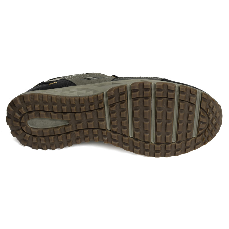 ESCAPE PLAN Kaki, Baskets running Skechers