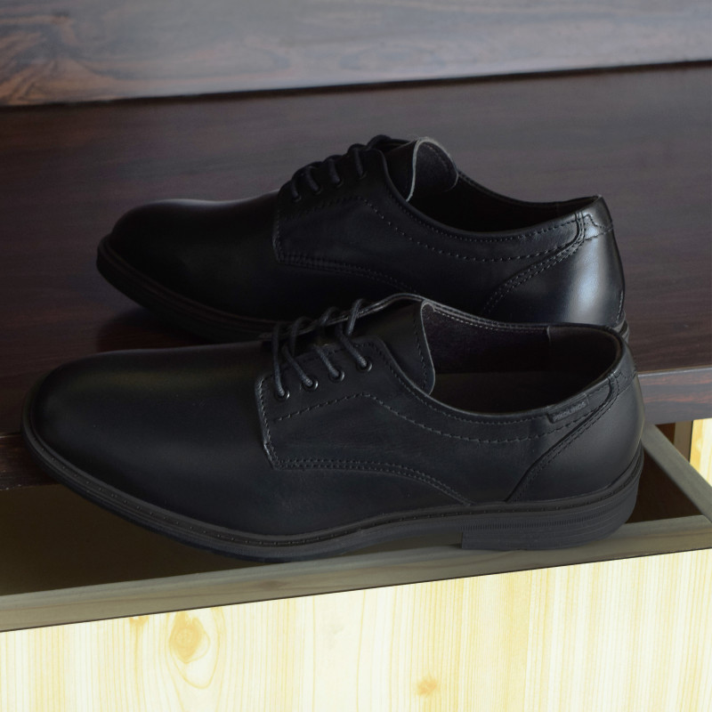 PAMPLONA 4344 Noir, Chaussures de Ville Pikolinos