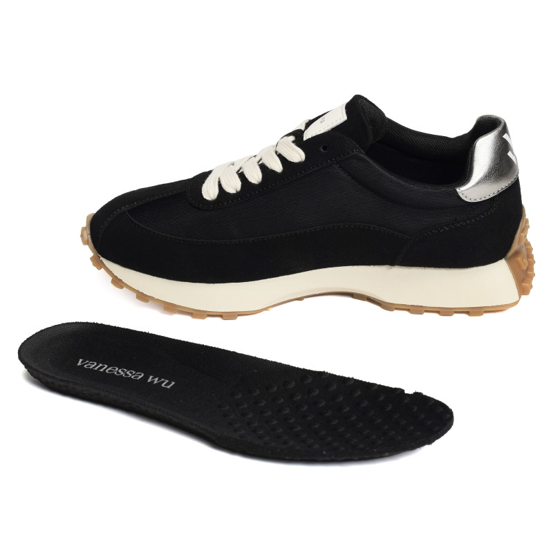 FLOW INITIALS Noir, Baskets running Vanessa Wu