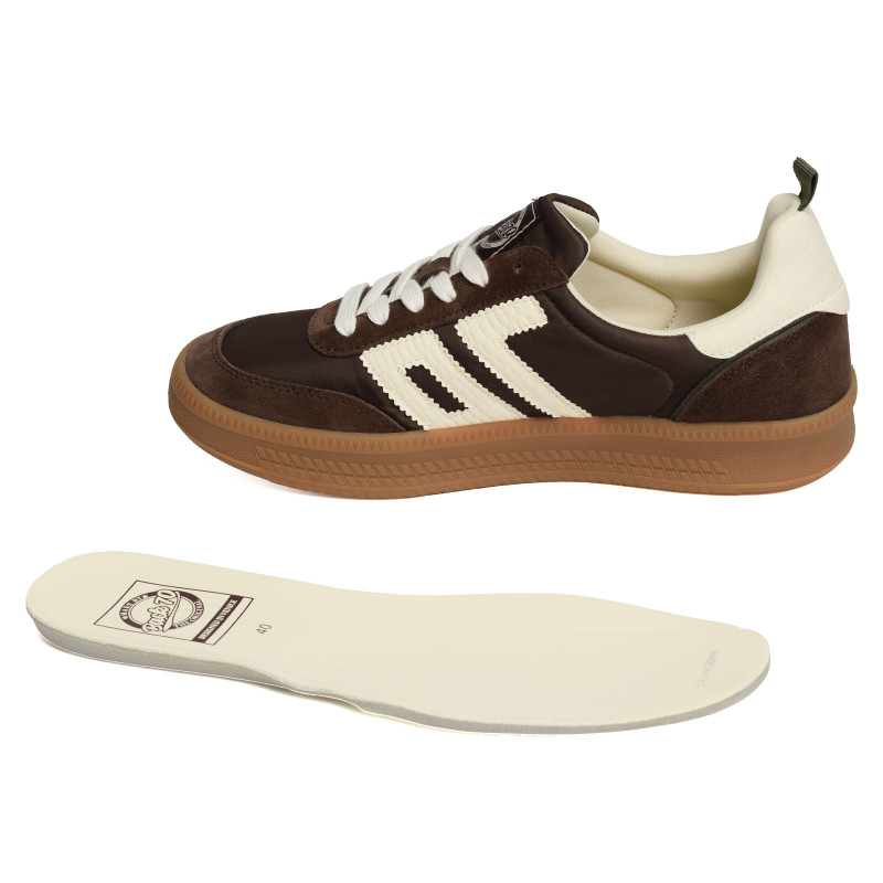 DOUBLE NYLON Café, Baskets Mode Back 70