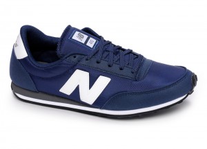 New balance U410 marine blanc --> 53€