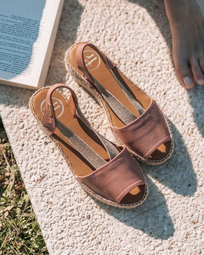 Toni Pons est la marque de chaussures estivales idéale pour allier confort et tendance qui révèle artisanat espagnol ecofriendly.