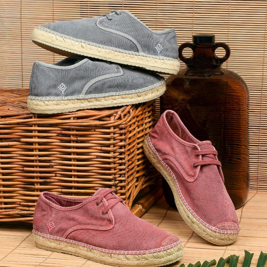 Chaussures en toile : l’alliance parfaite entre confort et style estival