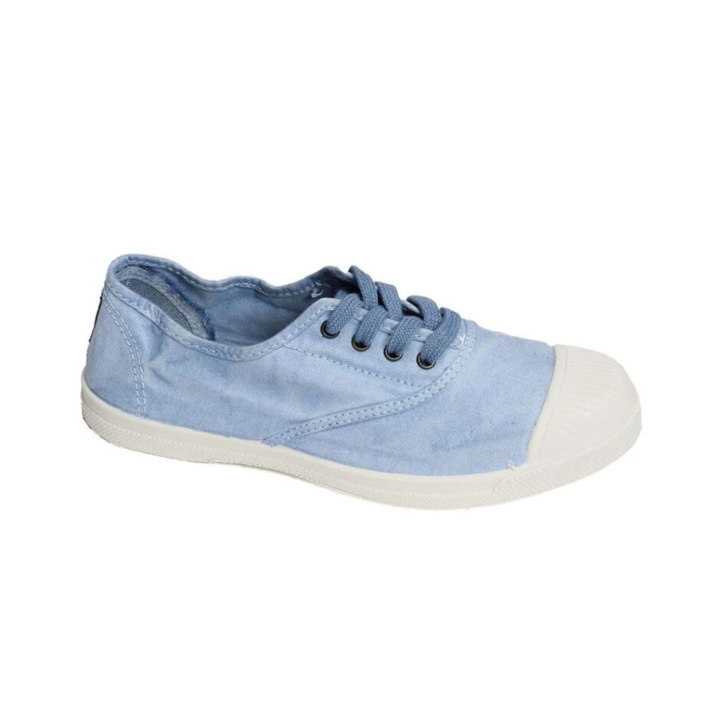 Chaussures en toile : l’alliance parfaite entre confort et style estival