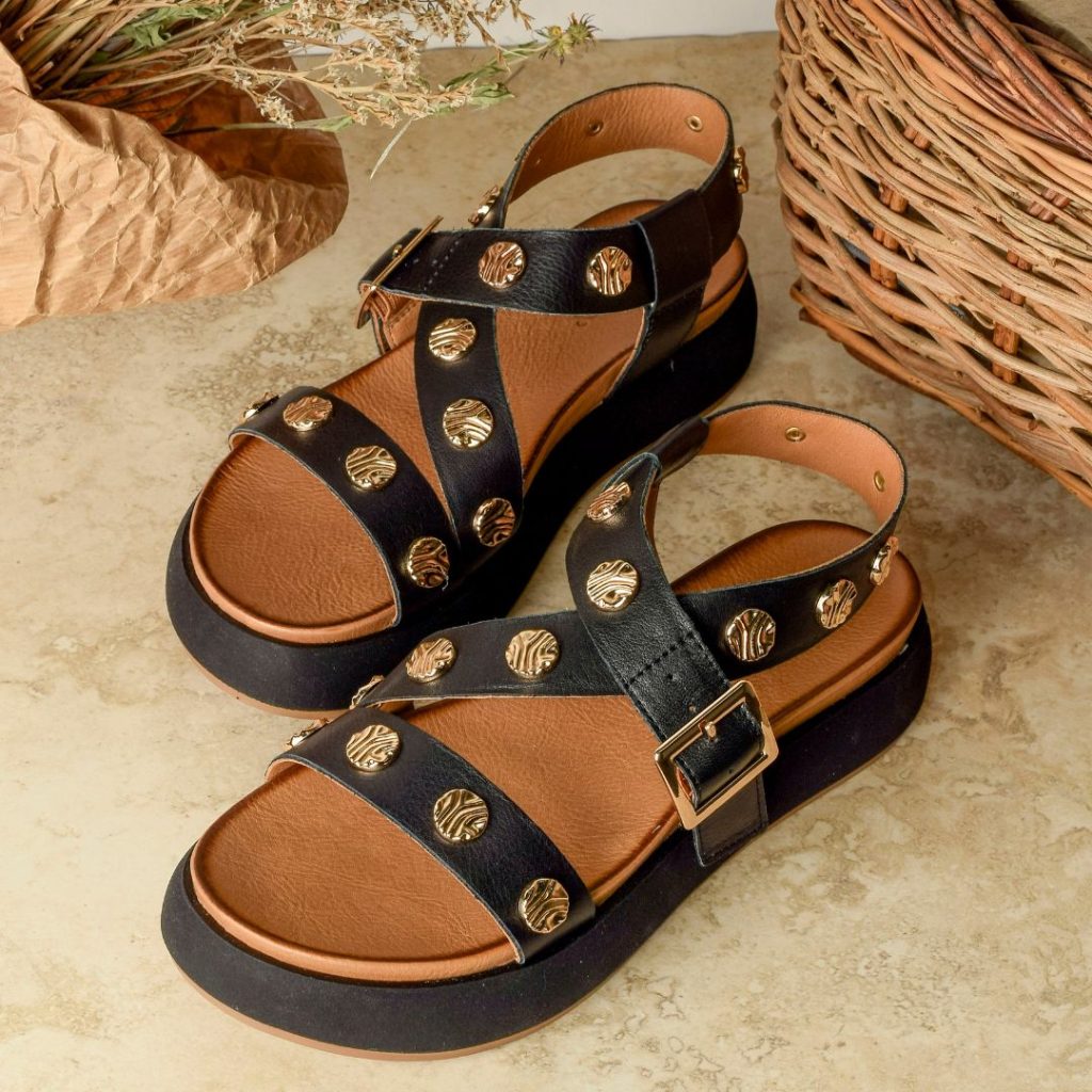 Inuovo nous chausse pour l’été : confort, style et good vibes 